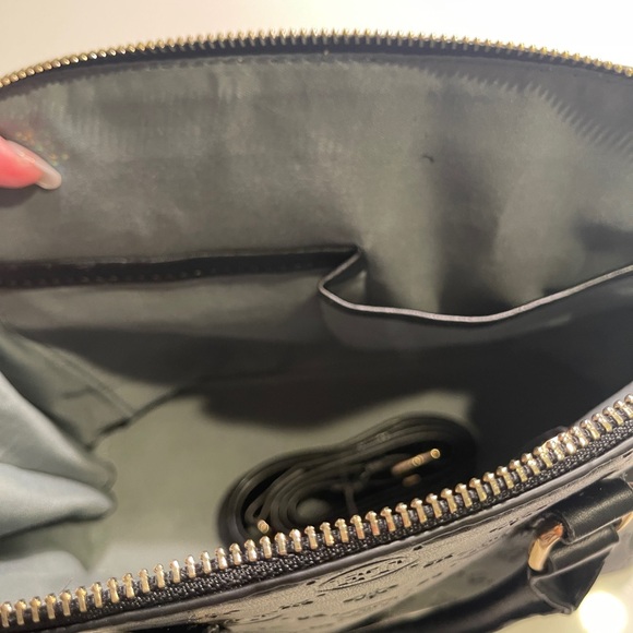 NWT- Ellen Tracy Signature Dome Crossbody Satchel-BLACK - Picture 10 of 15